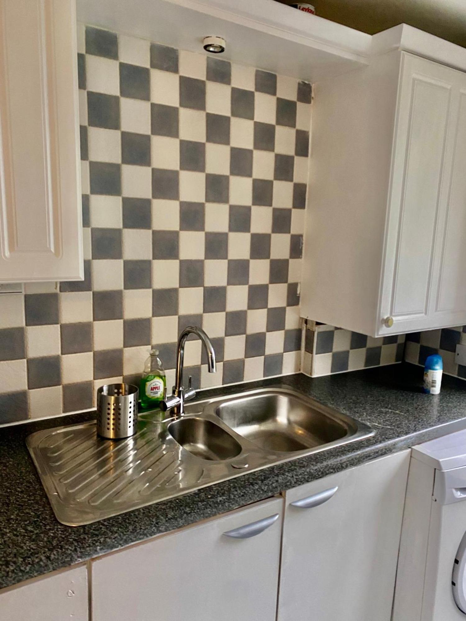 Apartment Impeccable 2-bed In *